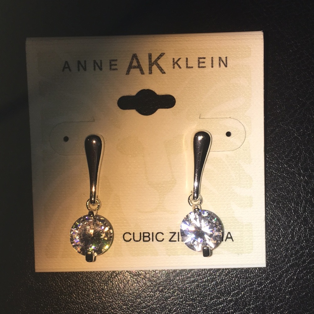Anne Klein Cubic Zirconia Drop Earrings Dainty - Picture 1 of 1